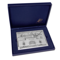A Rectangular Jewellery Box - For an Horizontal Rectangular Medal (11 x 8cm / 4.3 x 3.2″)